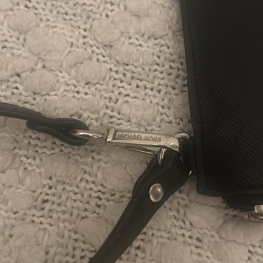 Michael Michael Kors Wristlet/Clutch - Picture 6 of 8